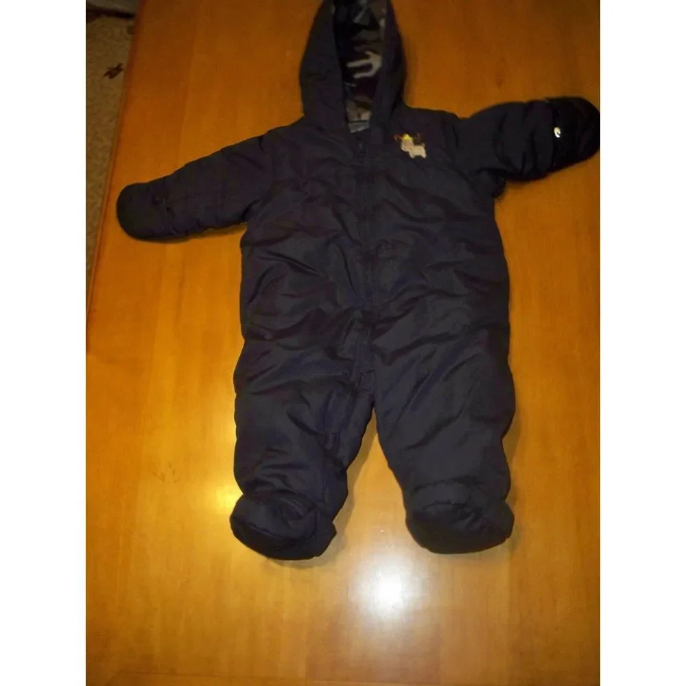 Carters boys warm
